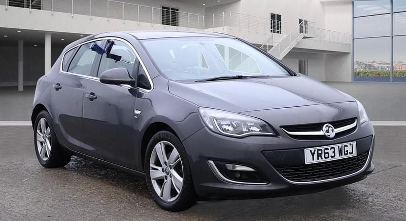 Grey Used 2013 Vauxhall Astra SRi Hatchback | £3,385 (Fair price) - Image 1/4