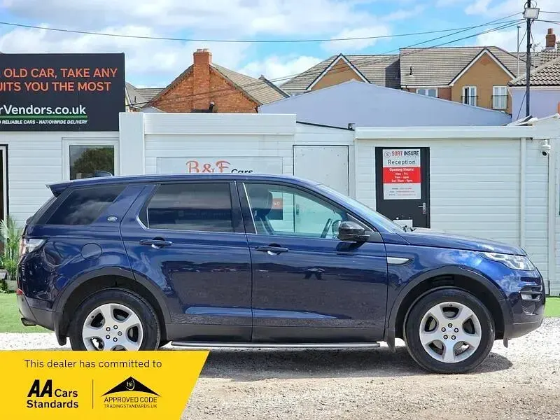 Used Land Rover Discovery Sport Pure 2017 Blue SUV