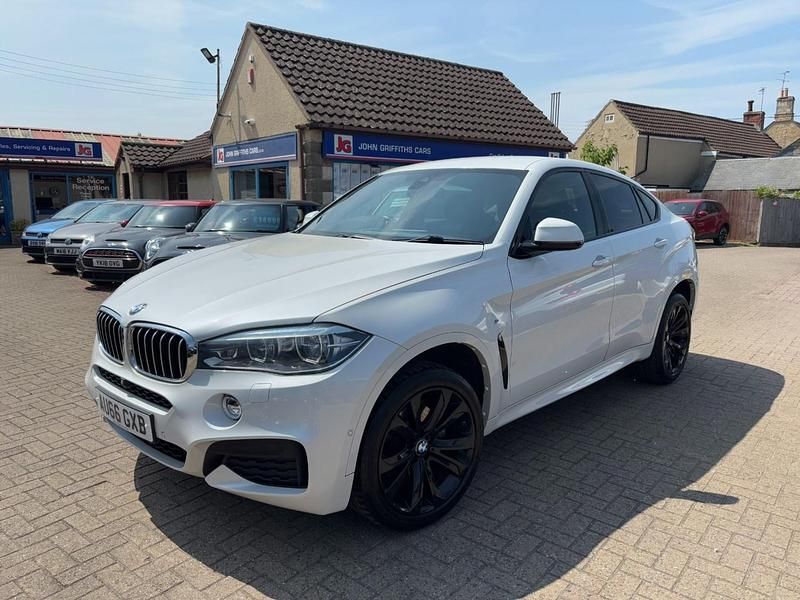 White met Used 2016 BMW X6 M Sport SUV | £19,499 (Fair price) - Image 1/4