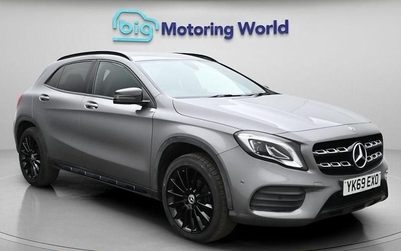 Used Mercedes GLA180 AMG line 122 HP (89 kW) 2020 SUV