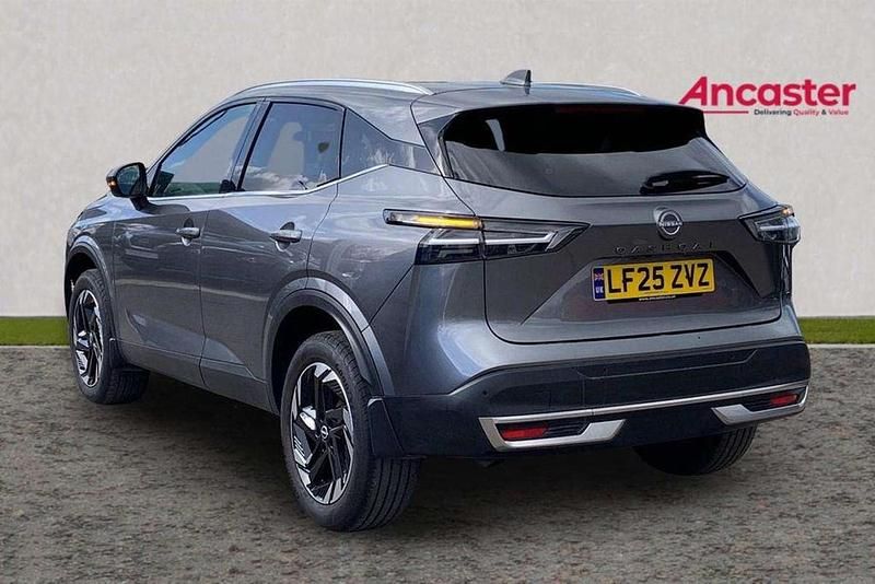Used Nissan Qashqai N-Connecta 138 HP (101 kW) 2025 Grey SUV