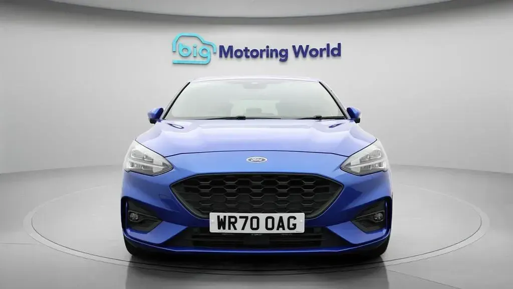 Used Ford Focus ST-Line X 155 HP (114 kW) 2020 Blue Hatchback