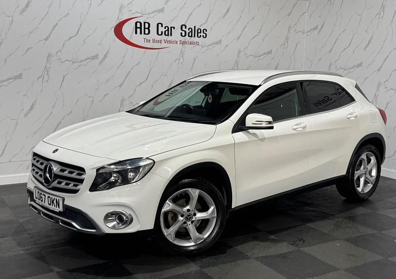 White Used 2017 Mercedes GLA200 SUV | £14,299 (Fair price) - Image 1/3