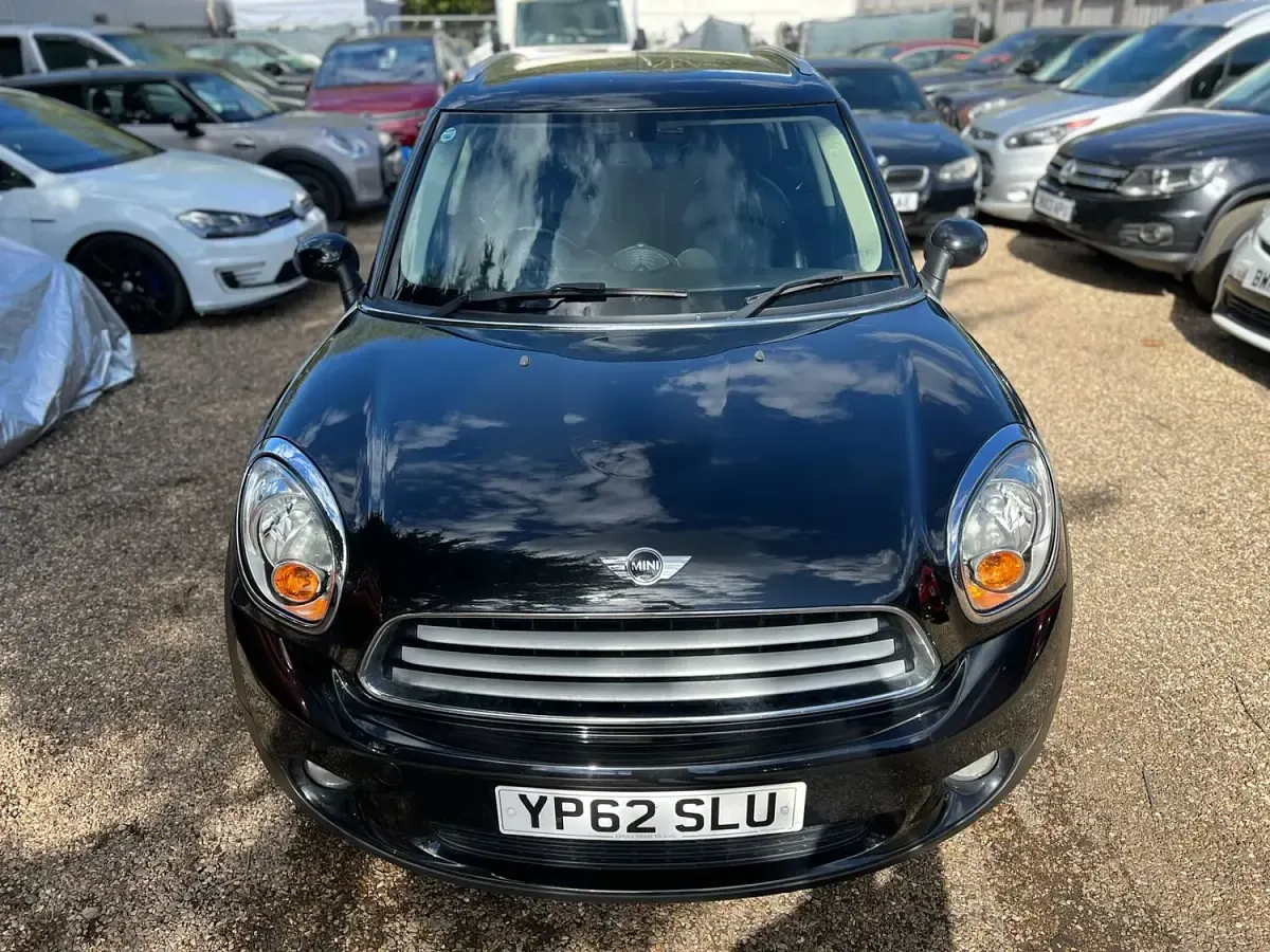 Used Mini Cooper D 112 HP (82 kW) 2012 Black Hatchback