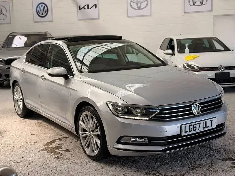 Used VW Passat GT 150 HP (110 kW) 2017 Silver Sedan