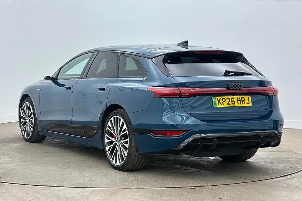 Used Audi A6 e-tron Performance 269 kW (367 HP) 2026 Blue Estate