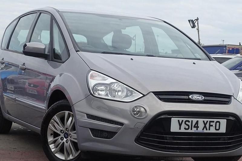 Silver Used 2014 Ford S-MAX Zetec MPV | £4,295 (Good price) - Image 1/1