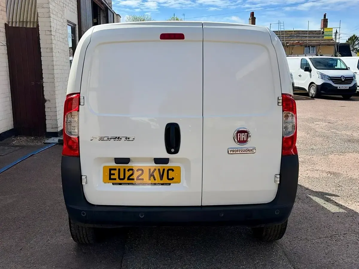 Used Fiat Fiorino 80 HP (58 kW) 2022 White MPV
