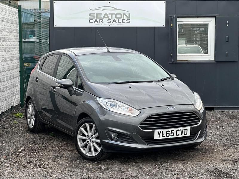 Grey Used 2016 Ford Fiesta Titanium Hatchback | £4,500 (Fair price) - Image 1/4