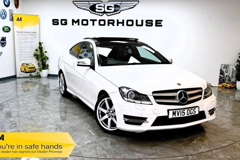 Used Mercedes C180 Sport Edition 156 HP (114 kW) 2015 White Coupe