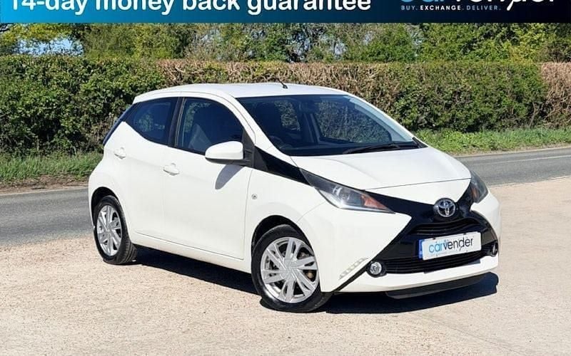Usado Toyota Aygo x-press 69 HP (50 kW) 2016 Citadino