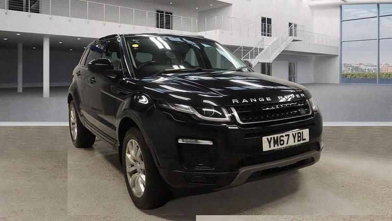 Used Land Rover Range Rover evoque SE 179 HP (131 kW) 2017 Black SUV