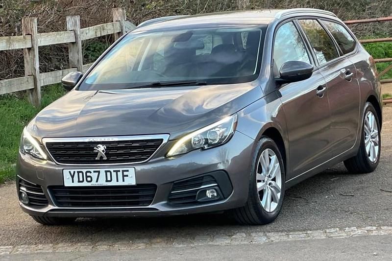 Used Peugeot 308 SW Active 130 HP (95 kW) 2017 Grey Estate