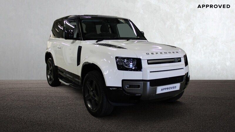 Fuji white Used 2023 Land Rover Defender SE Dynamic SUV | £48,950 (Super price) - Image 1/4