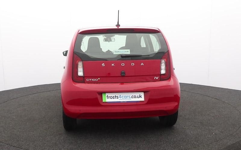 Used Skoda Citigo-e IV SE 61 kW (83 HP) 2020 Red Hatchback