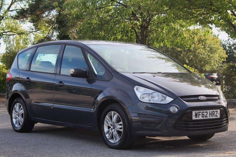 Grey Used 2012 Ford S-MAX Zetec MPV | £3,990 (Fair price) - Image 1/4