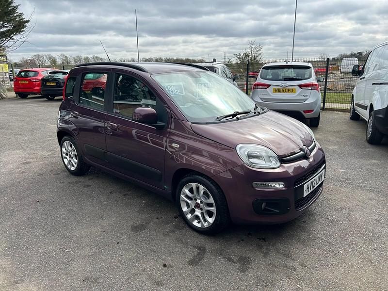 Usado Fiat Panda Lounge 2012 Roxo Citadino