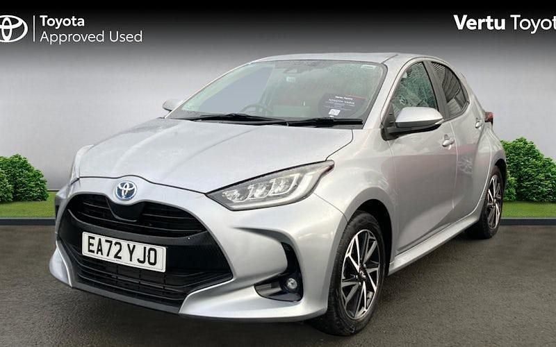 Used Toyota Yaris Hybrid Design 116 HP (85 kW) 2026 Hatchback