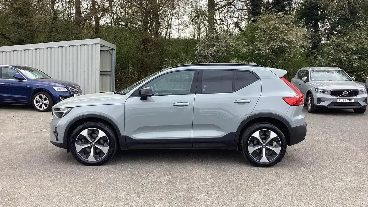 Used Volvo XC40 Plus 2025 Grey SUV