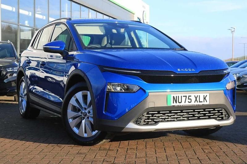 Race blue metallic New 2025 Skoda Elroq SE SUV | £29,151 - Image 1/4