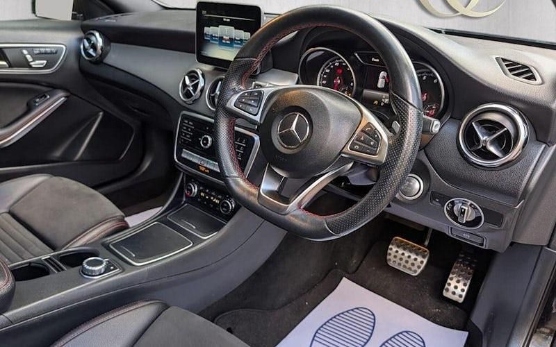 Used Mercedes GLA200 AMG line 156 HP (114 kW) 2020 Black SUV