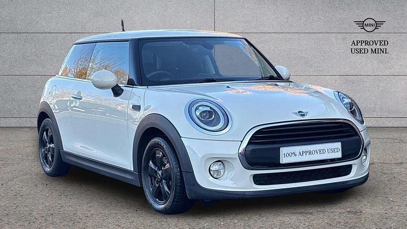 White Used 2019 Mini ONE Classic Hatchback | £11,942 (Fair price) - Image 1/3