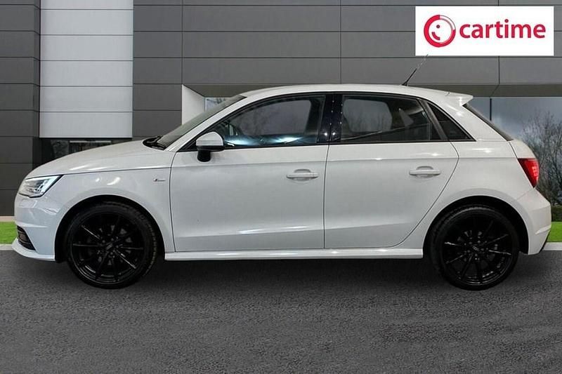 Used Audi A1 Sportback S-Line 125 HP (91 kW) 2018 White Hatchback