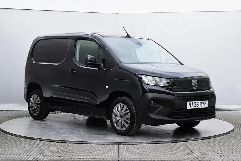 New Peugeot Partner S 131 HP (96 kW) 2026 Nera black MPV