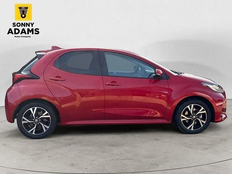 Used Toyota Yaris Hybrid Design 116 HP (85 kW) 2024 Red Hatchback