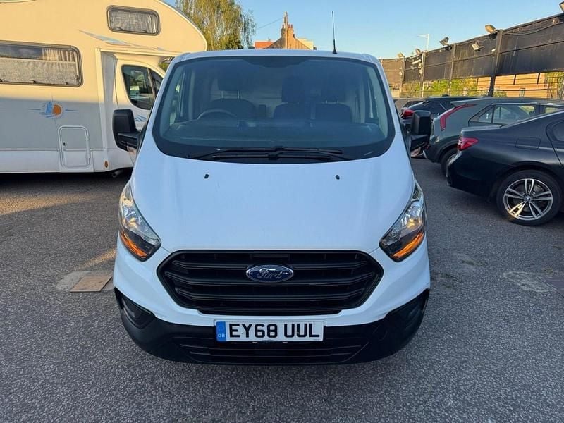 Used Ford Transit Custom 105 HP (77 kW) 2018 White Van