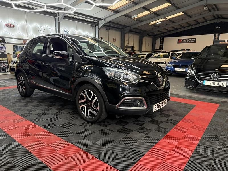 Second-hand Renault Captur Dynamique 90 CP (66 kW) 2013 Negru SUV