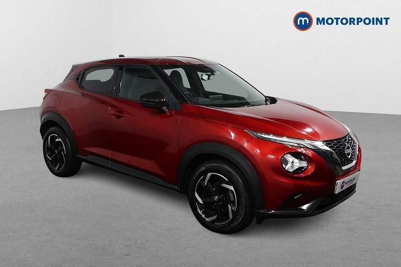Red Used 2022 Nissan Juke N-Connecta SUV | £15,599 (Fair price) - Image 1/4