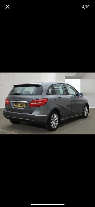 Begagnad Mercedes B180 SE 2013 Grå Minibuss