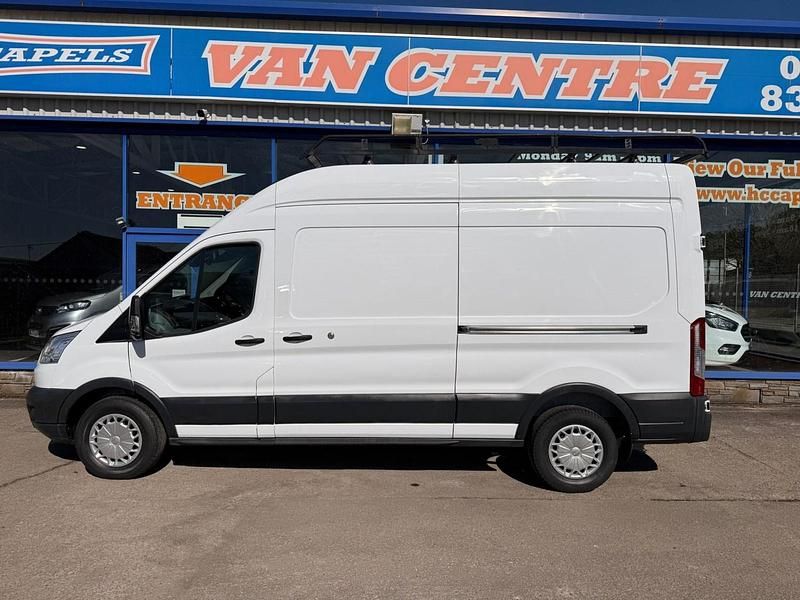 Begagnad Ford Transit 130 HK (95 kW) 2019 Vit Van