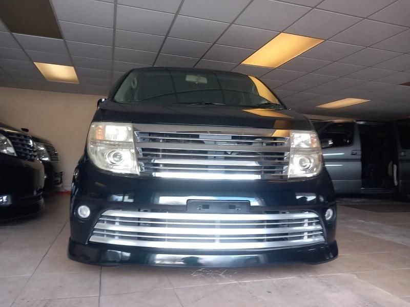 Used Nissan Elgrand 2025 Black MPV