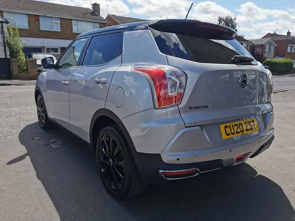Used SsangYong Tivoli 136 HP (100 kW) 2020 Silver SUV