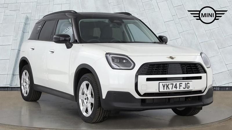 White Used 2025 Mini Countryman SUV | £31,995 (Fair price) - Image 1/4