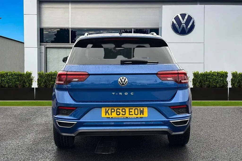 Usado VW T-Roc R-line 115 HP (84 kW) 2019 Azul SUV