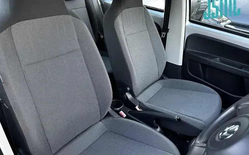 Used VW up! move up! 60 HP (44 kW) 2012 Silver Hatchback