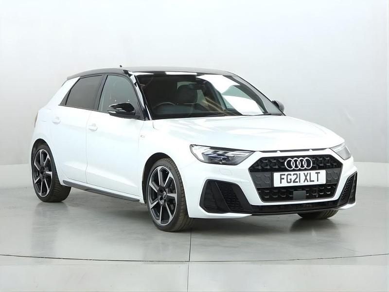Used Audi A1 Sportback Black Edition 95 HP (69 kW) 2021 White Hatchback