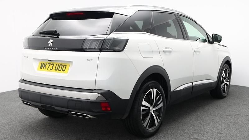 Used Peugeot 3008 GT 129 HP (94 kW) 2023 White SUV