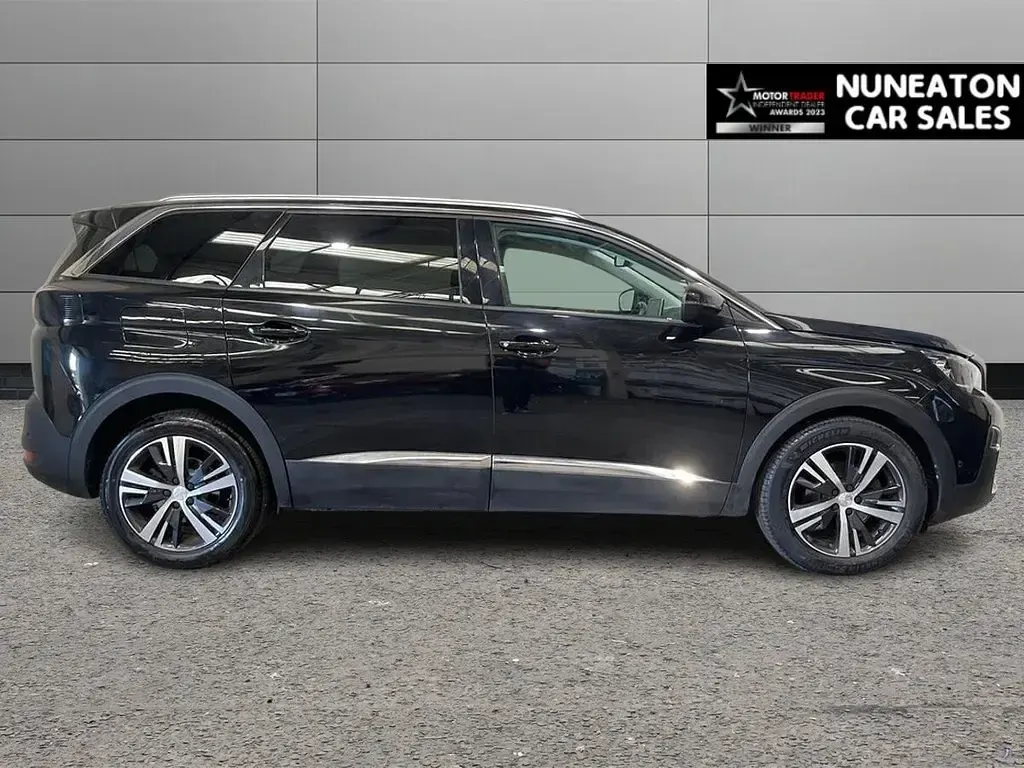 Used Peugeot 5008 Allure 130 HP (95 kW) 2020 Black SUV