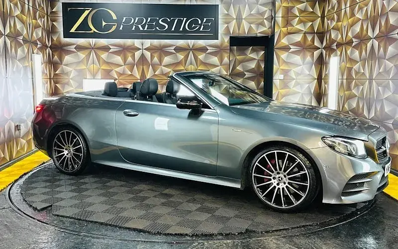 Begagnad Mercedes E220 AMG line 194 HK (142 kW) 2019 Cab