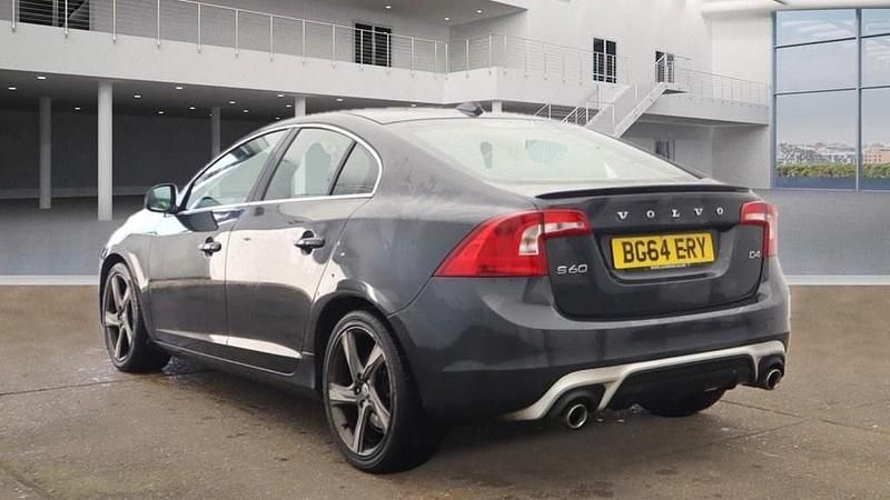 Used Volvo S60 R-Design 181 HP (133 kW) 2014 Grey Sedan