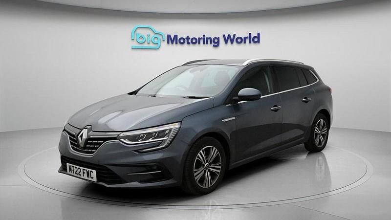 Used Renault Mégane GrandTour Iconic 115 HP (84 kW) 2022 Grey Estate