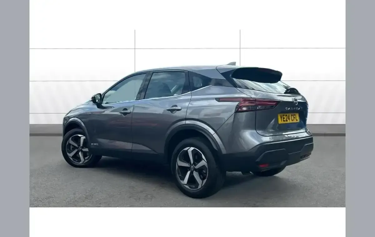 Used Nissan Qashqai Acenta Premium 190 HP (139 kW) 2024 Grey SUV