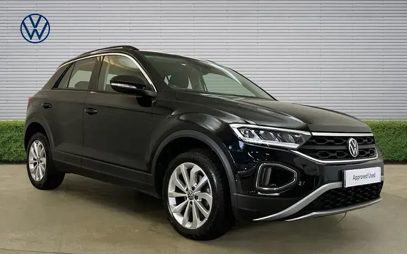 Usado VW T-Roc Life 110 HP (80 kW) 2023 SUV