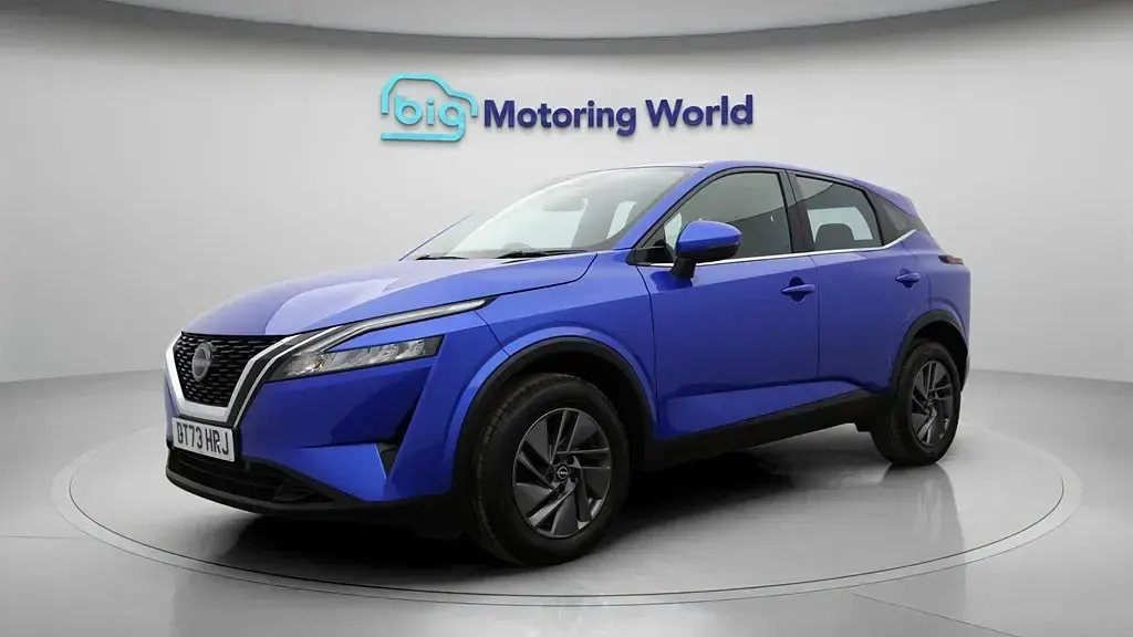 Used Nissan Qashqai Acenta Premium 140 HP (102 kW) 2024 Blue SUV