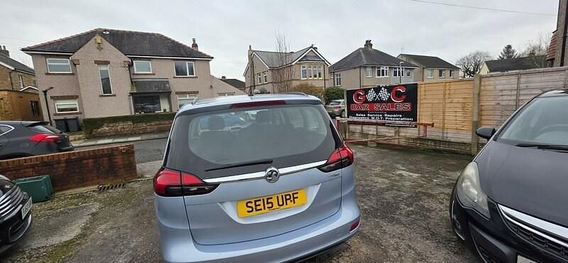 Used Vauxhall Zafira 140 HP (102 kW) 2015 Silver MPV