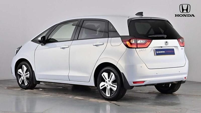 Used Honda Jazz EX 109 HP (80 kW) 2023 Premium sunlight white Hatchback